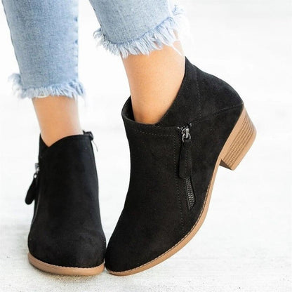 LEAH CHELSEA BOOTS