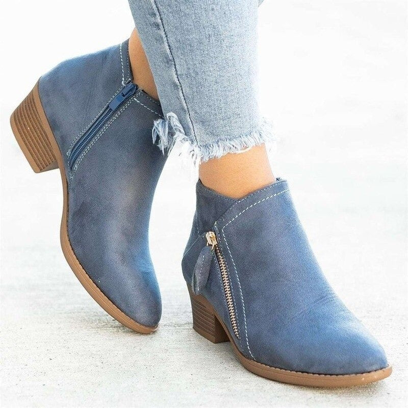 LEAH CHELSEA BOOTS